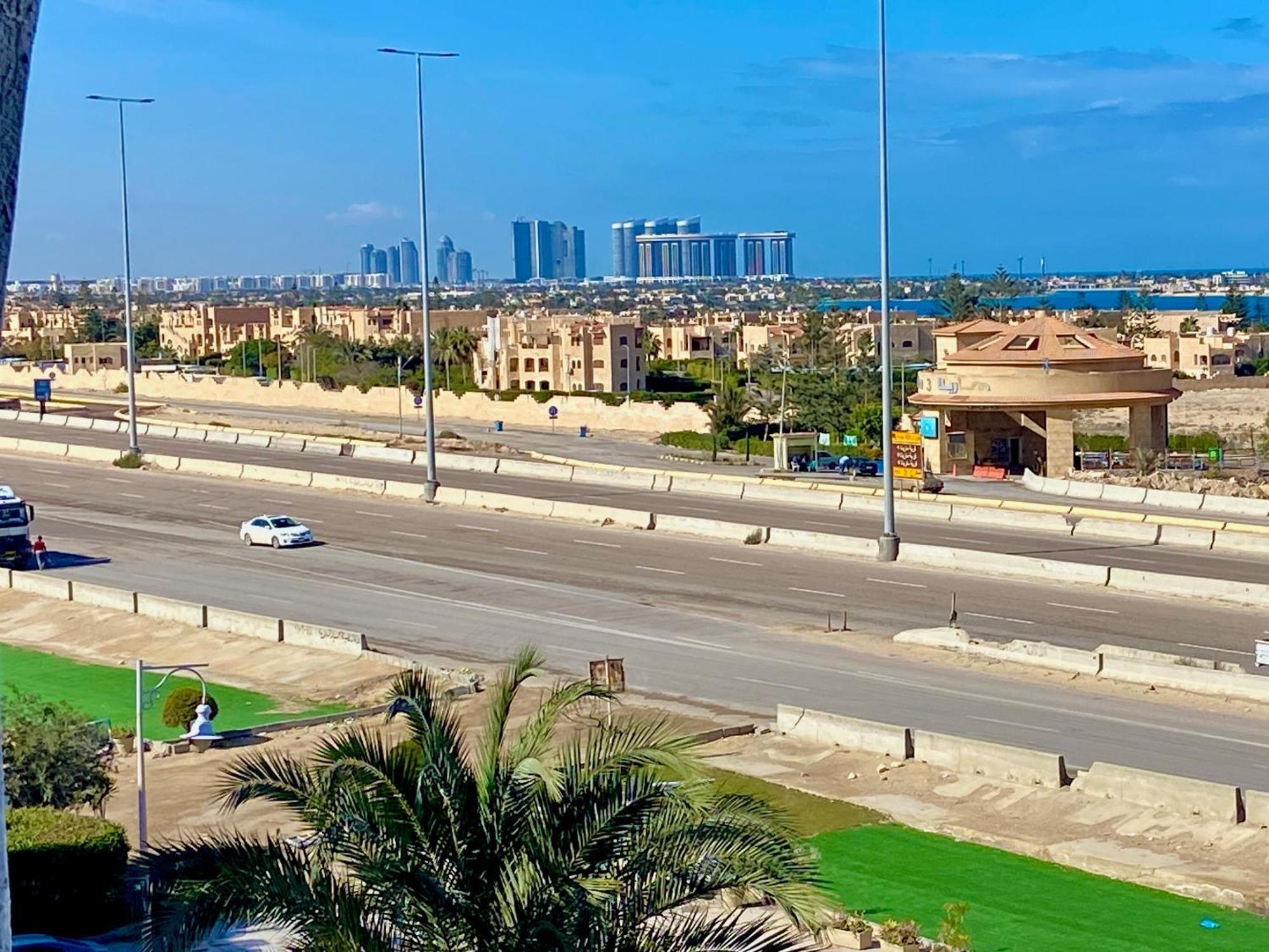 אל עלמיין Porto Marina Extension New Alamein Towers View Sea View מראה חיצוני תמונה